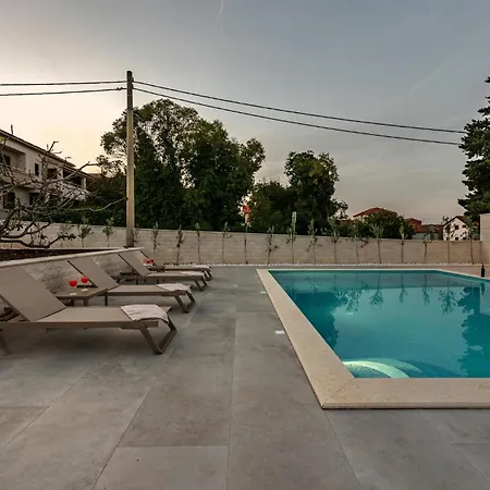 Gorgeous In 펜션 *