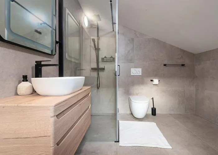 Gorgeous In Дом отдыха