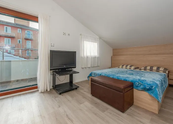 Gorgeous In Дом отдыха