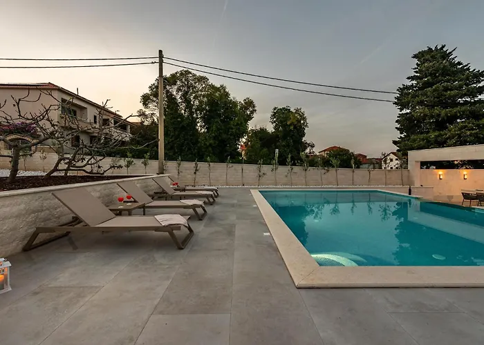 Gorgeous In Дом отдыха *